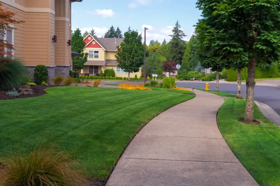 Key Steps To Keep Your Lawn Lush And Green Year-round in Bridgeport, PA Key Steps To Keep Your Lawn Lush And Green Year-round in Bridgeport, PA